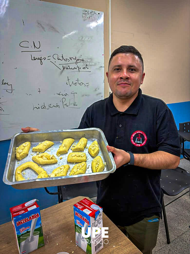 Chipa Apo: Facultad de Ciencias Jurídicas, Políticas y Sociales